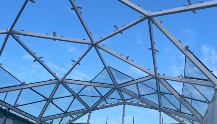 Glass roof being installed at Motherwell station