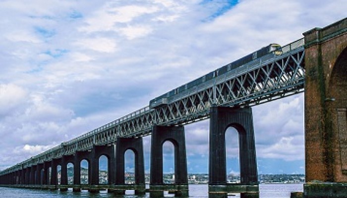 ScotRail train on Tay Bridge