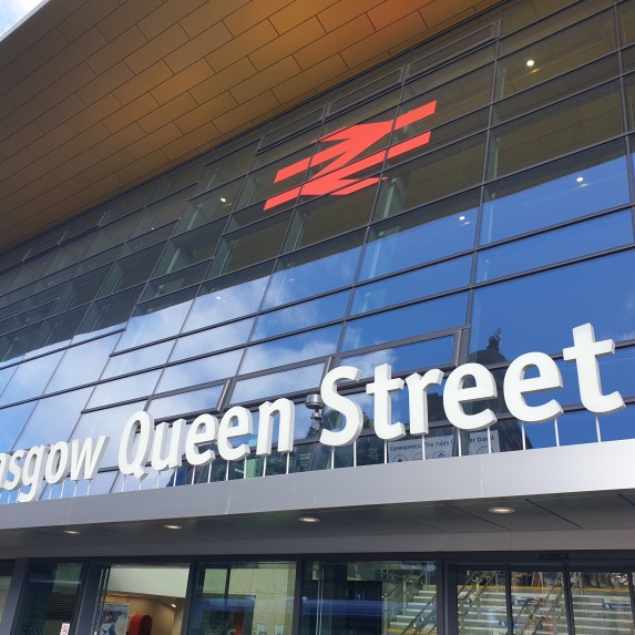 Queen Street station sign 