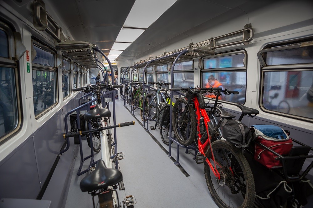 Cycles in fixing loops on ScotRail Highland Explorer carriage